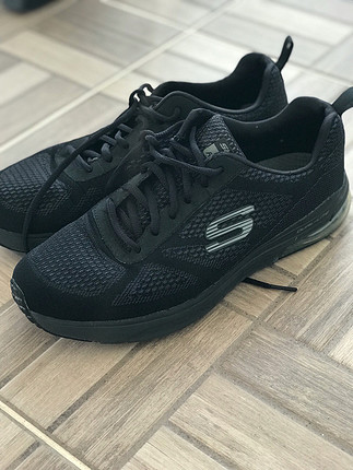 Skechers