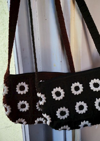 Siyah Örgü Papatya Desenli Kadın Çanta - Görsel 3