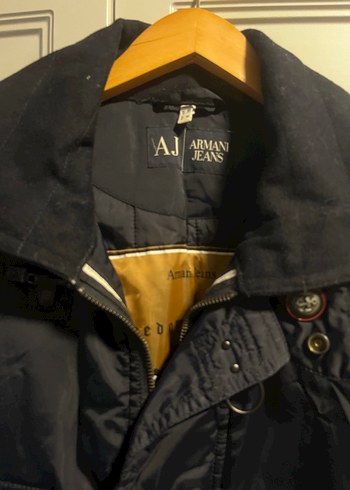 Armani Jeans Mont