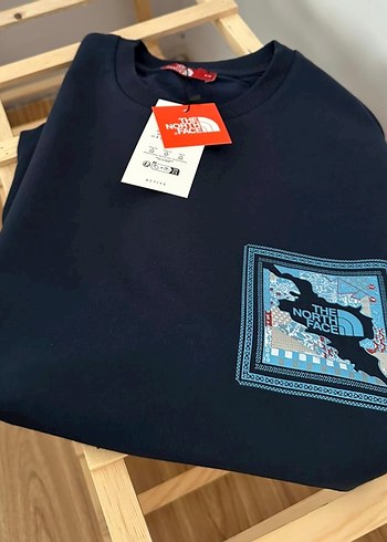 s/m Beden lacivert Renk North Face Erkek Lacivert Baskılı Kısa Kollu Tişört