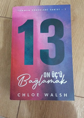 Chloe Walsh - On Üçü Başlamak ve Saklanmak