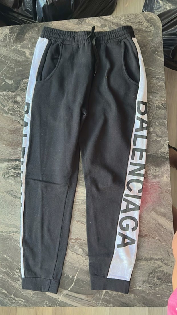 Siyah Baskılı Rahat Kesim Erkek Eşofman - Görsel 2