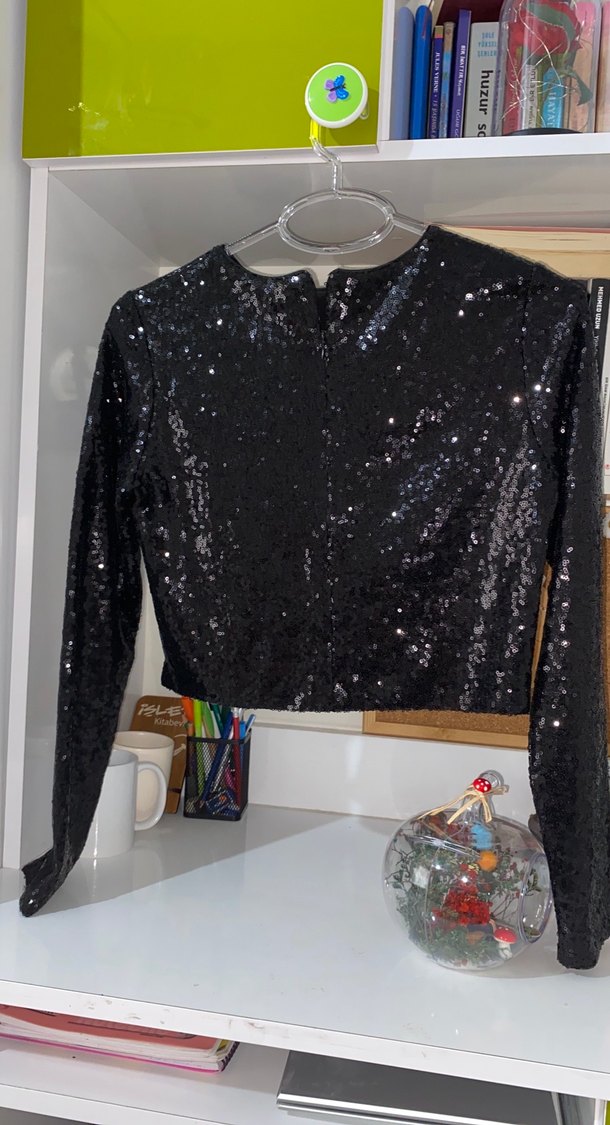 Siyah Parlak Uzun Kollu Bluz - Görsel 2