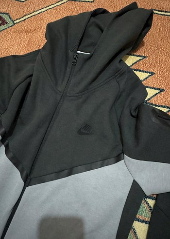 Nike tech flece Erkek Gri Fermuarlı Yüksek Yakalı Sweatshirt - Görsel 2