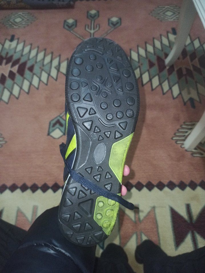 Siyah Renkli Erkek Futbol Ayakkabısı - Görsel 3