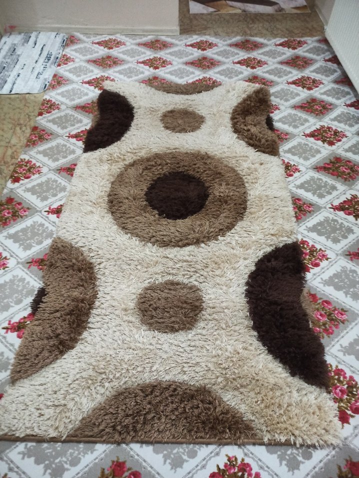 AÇIKLAMAYI OKUYUN 2 TANE HALI VARDIR 
Kahverengi Yumuşak Halı - Görsel 4