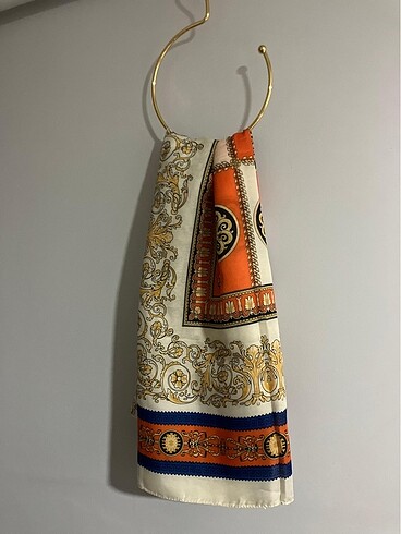 Versace şal
