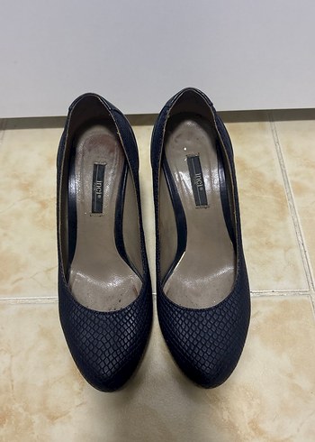 Klasik Lacivert Yılan Derisi Desenli Topuklu - Görsel 2