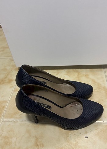 Klasik Lacivert Yılan Derisi Desenli Topuklu - Görsel 5