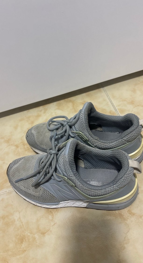 Gri Kadın Spor Ayakkabı Velcro Detaylı - Görsel 3