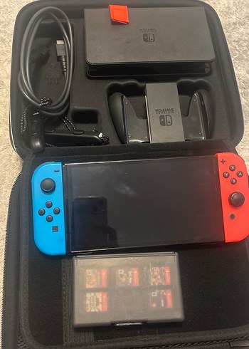 Nintendo Switch Konsol Mavi-Kırmızı Joy-Con - Görsel 7