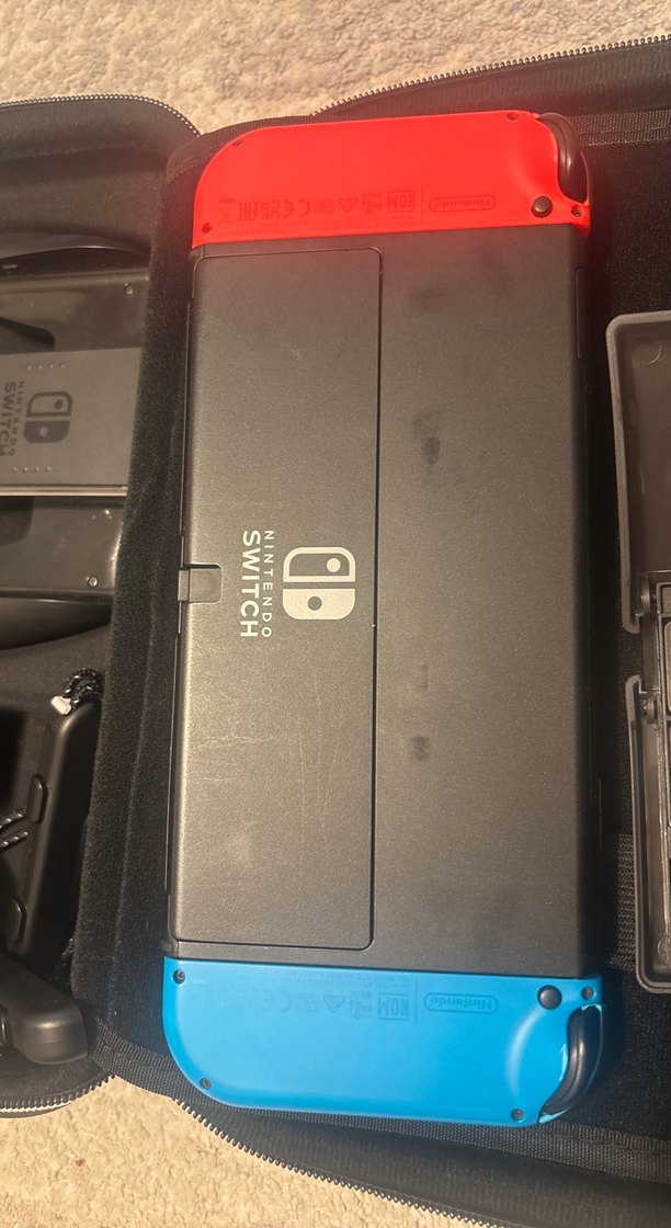 Nintendo Switch Konsol Mavi-Kırmızı Joy-Con - Görsel 3