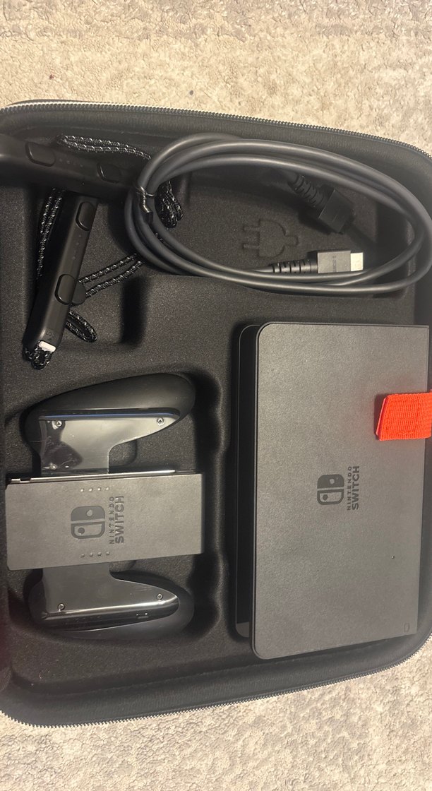 Nintendo Switch Konsol Mavi-Kırmızı Joy-Con - Görsel 4