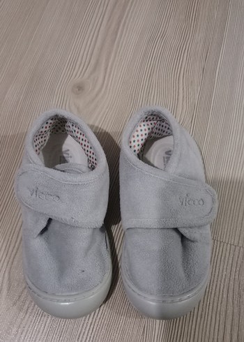 Gri Erkek Çocuk Sıcak Ev Terliği - Görsel 2