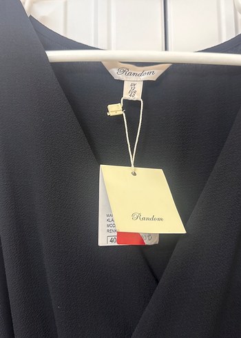 Siyah V Yaka Midi Drapeli Kadın Elbise - Görsel 2