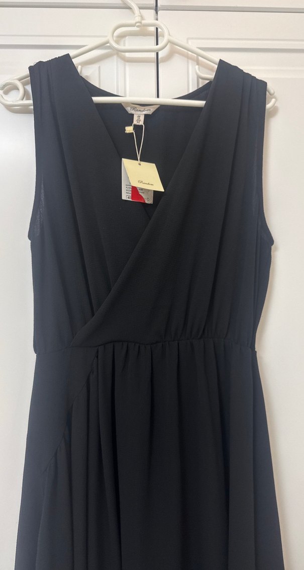 Siyah V Yaka Midi Drapeli Kadın Elbise - Görsel 3