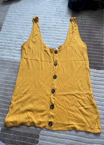 Düğmeli Sarı Keten Askılı Bluz - Görsel 2