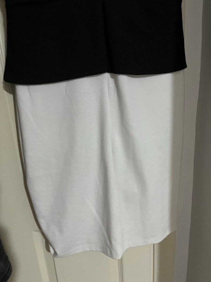 Kemer Detaylı Beyaz Midi Kalem Elbise - Görsel 5