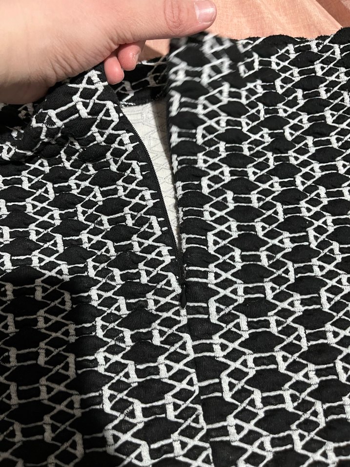 Zincir Detaylı Siyah Kadın kalem etek - Görsel 4