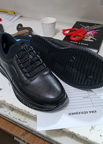 Siyah Lastik Bağcıklı Erkek Günlük Ayakkabı - Görsel 3