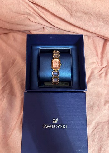 swarovski Pembe Swarovski saat