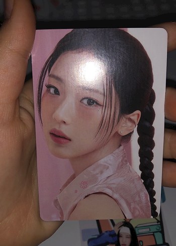 Dört Kadın Model Kartı babymonster - Görsel 3