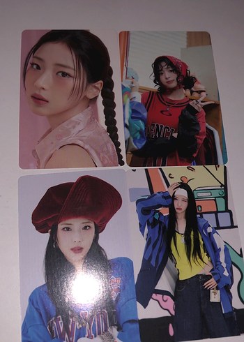 Dört Kadın Model Kartı babymonster