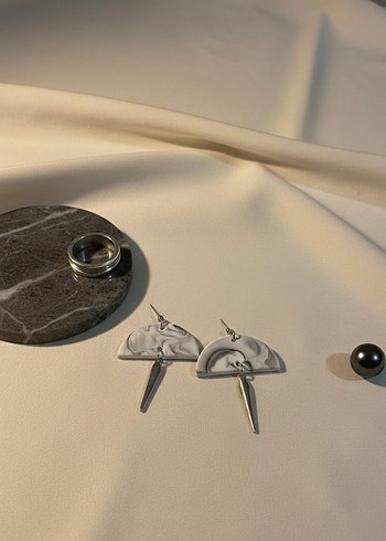 Gri Tie-Dye Mini Küpe - Görsel 2