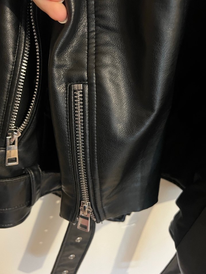 Siyah Kadın Kemerli Deri Biker Ceket - Zara - Görsel 4