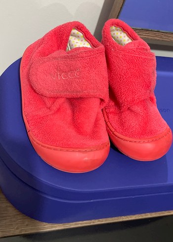 Kız Çocuk Kırmızı Sıcak Terlikler - Görsel 2