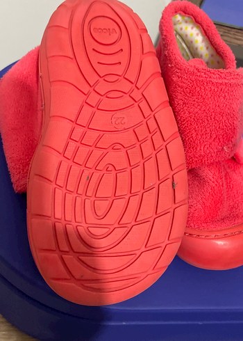 Kız Çocuk Kırmızı Sıcak Terlikler - Görsel 3