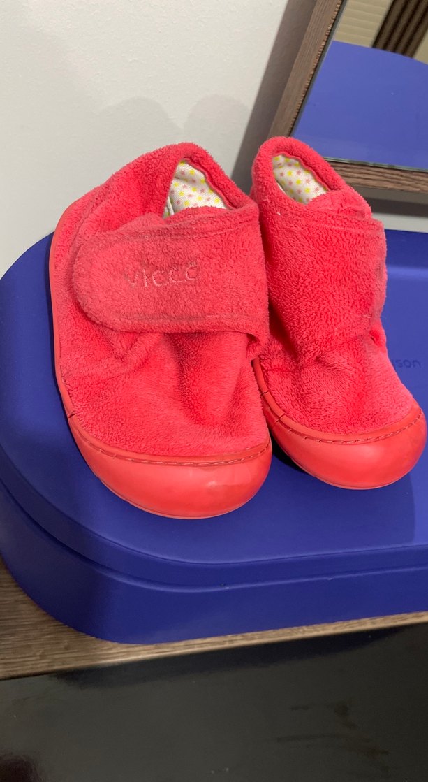 Kız Çocuk Kırmızı Sıcak Terlikler - Görsel 2