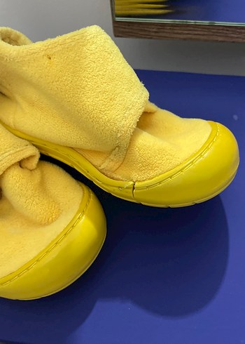 Kız Çocuk Sarı Sıcak Terlikler Velcro - Görsel 4