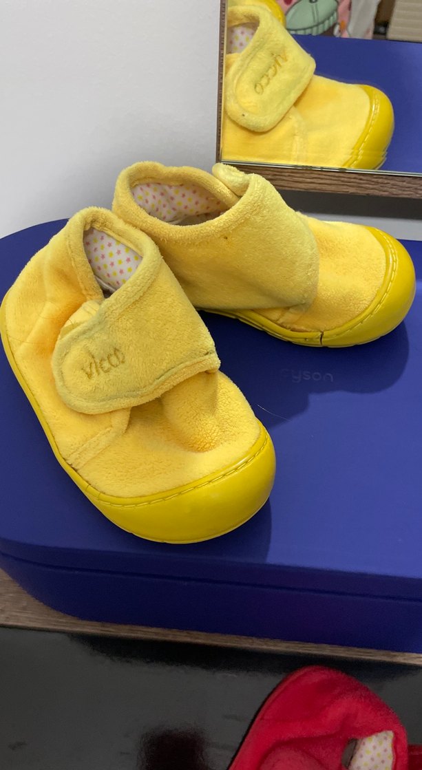 Kız Çocuk Sarı Sıcak Terlikler Velcro - Görsel 2