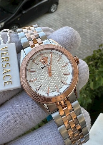 Versace Klasik Beyaz Kadın Saati