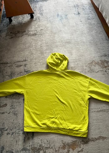 Sarı Kapüşonlu Kadın Sweatshirt - Görsel 2