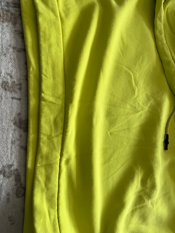 Sarı Kapüşonlu Kadın Sweatshirt - Görsel 3