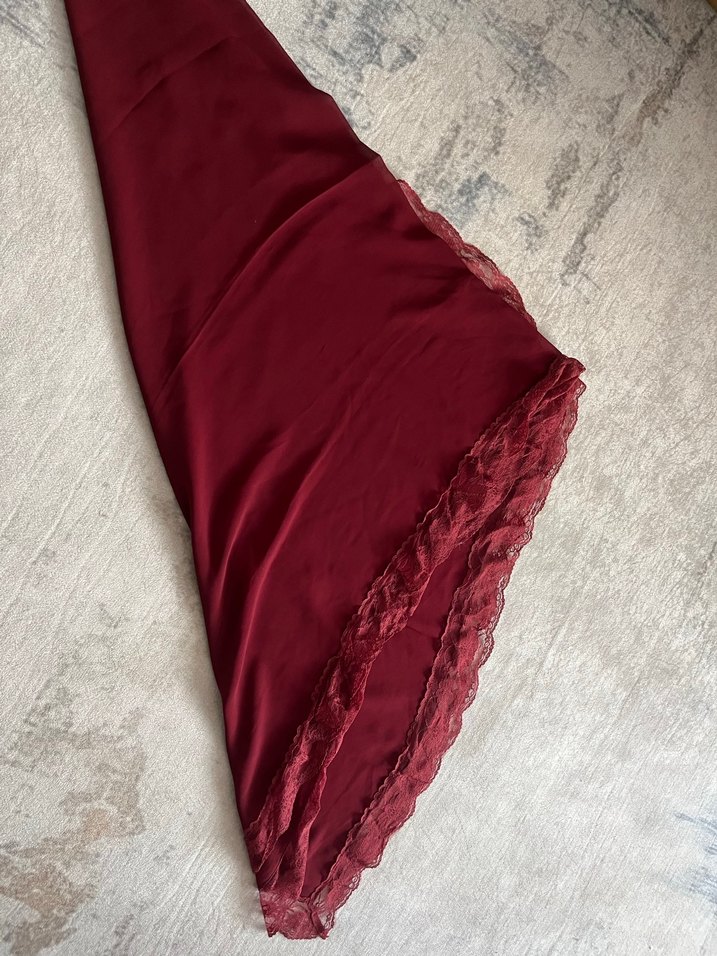 Bordo Parlak Dantel Detaylı Şal - Görsel 5
