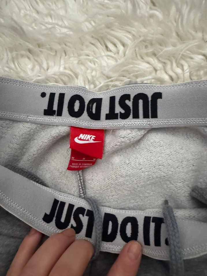 Gri Nike Erkek Eşofman Altı - Görsel 4