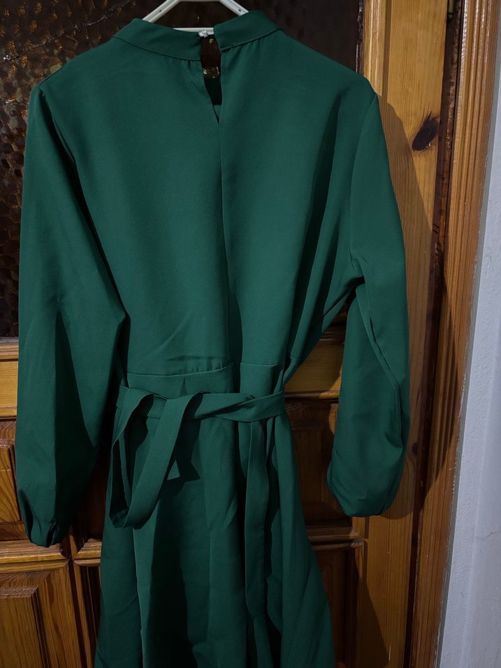 Uzun Kollu Parlak Yeşil Kadın Tunik Takım - Görsel 3