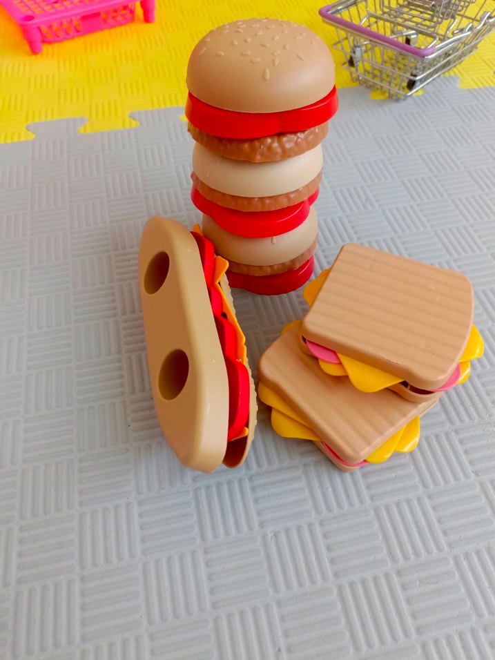 Renkli Plastik Oyuncak Sandviç hamburger Seti - Görsel 2