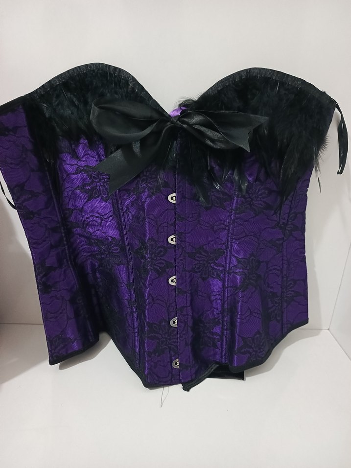 Mor Dantel Desenli Gotik Straplez Büstiyer - Görsel 4