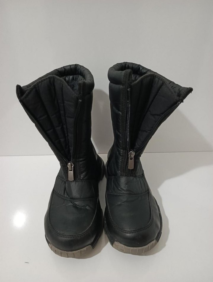 Kız Çocuk Siyah Tokalı Kauçuk Bot 34 Numara - Görsel 3