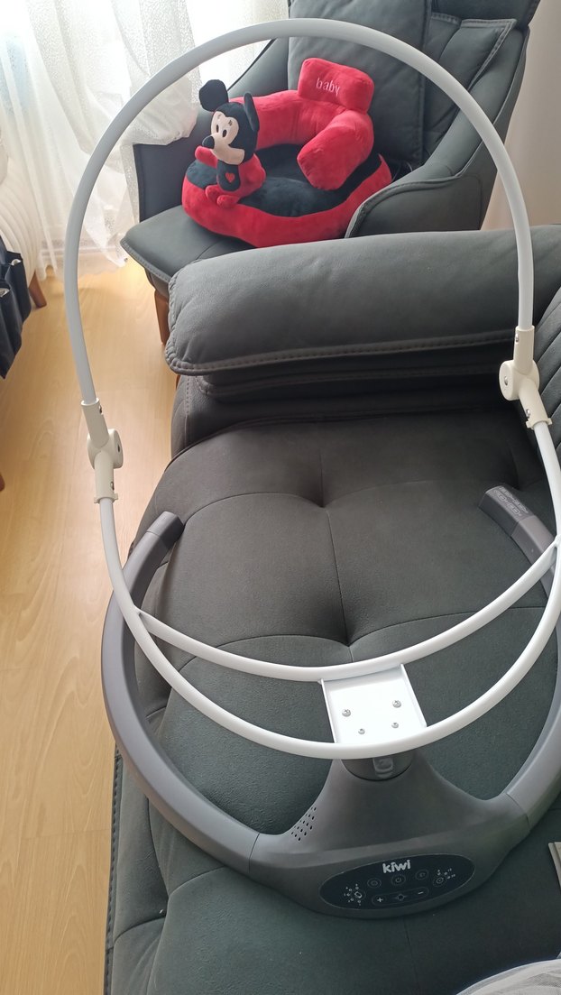 Gri Bebek sallanır ana kucağı - Görsel 2