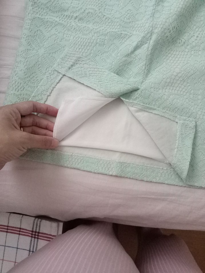 Dantel Detaylı Yeşil Midi Kalem Etek - Görsel 3