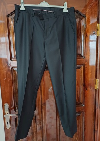 Düğmeli Siyah Erkek Takım Elbise - Görsel 4