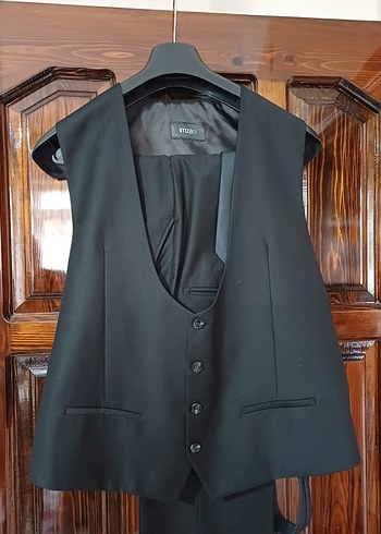 Düğmeli Siyah Erkek Takım Elbise - Görsel 2