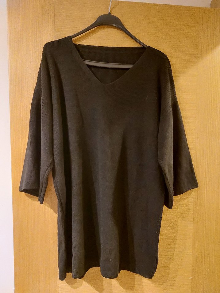 Siyah V Yaka Kadın Triko Bol kesim Elbise - Görsel 2