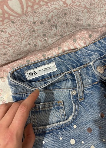 Pul İşlemeli Zara Mavi Bol Kesim Kadın Kot Pantolon - Görsel 3