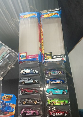 Hotwheels nightburnerz ve drift set